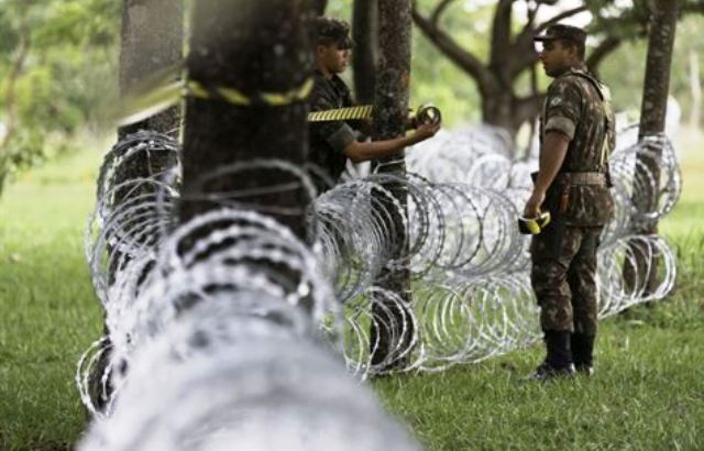 Decreto autoriza abate de aeronaves consideradas suspeitas na posse de Bolsonaro