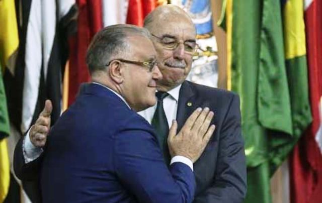 13º do Bolsa Família será pago este ano e custará 2,5 bilhões, anuncia novo ministro