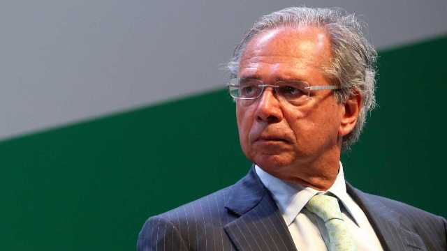 Guedes em posse dos presidentes de bancos públicos 'Fim da falcatrua'