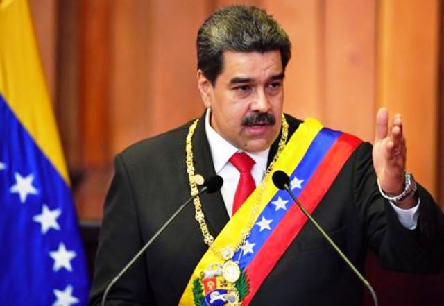 Maduro toma posse e diz que Bolsonaro é fascista