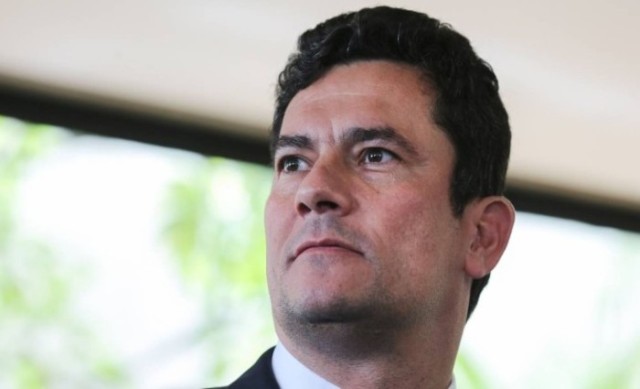 Moro quer critério mais objetivo para justificativa de posse de arma