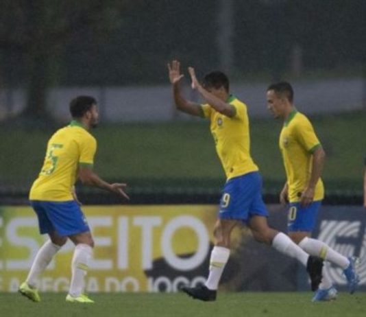 Brasil goleia o Canadá na abertura da Copa do Mundo Sub-17