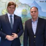 Ministro garante água para as famílias do Riacho Grande em Cabrobó