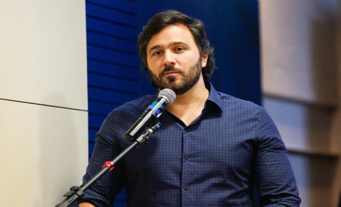 Novos voos e aeroportos para fomentar turismo de Pernambuco - Rodrigo Novaes