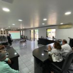 Seminário de Acolhimento é realizado na Câmara Municipal de Flores