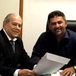 Romário libera recursos para saúde em Correntes