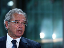 Guedes diz que novo auxílio emergencial vai variar de R$ 175 a R$ 375