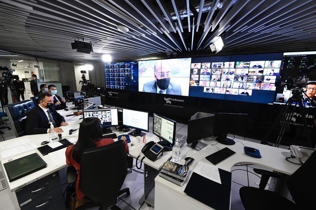 ACCF1091-D0D3-4B6C-AEE5-1AE580FD0C2A