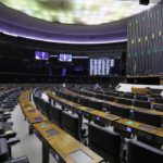 Começa sessão que pode analisar PEC do Voto Impresso na Câmara