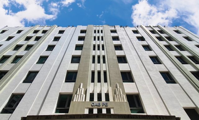 Em decisão pioneira, TJPE acolhe pleito da OAB-PE, reconhece a retroatividade do art. 265 do CPP e anula multa de advogados