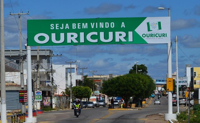 bfca56_85c532ecf03b4671a5d46674e1f44ff0_mv2