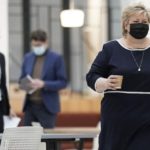 Governo norueguês de centro-direita renuncia após derrota eleitoral