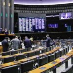 Agora é legal! Congresso aprova proposta que regulamenta orçamento secreto