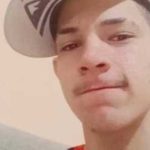 Tristeza: Jovem que doaria medula ao pai com leucemia é morto por engano no lugar do irmão com 12 tiros