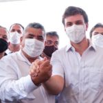 Miguel Coelho traz mais dois prefeitos do PSB para a oposição