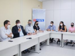 Secretário estadual de Meio Ambiente anuncia investimentos em reunião da FIEPE