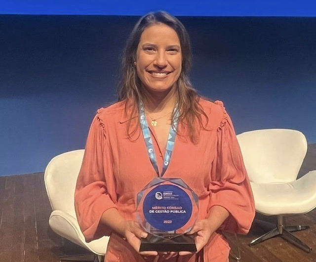 12B177B5-FA91-46E8-9190-4CC99B0890E7