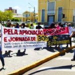 Enfermeiros fazem protesto pela aprovação do Piso Nacional da Categoria em Petrolina