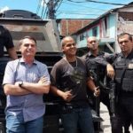 Bolsonaro: ‘A esquerda demoniza policiais e suaviza criminosos que matam qualquer um sem o menor receio’