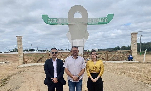 Promotora de Justiça e Juiz de Serrita visitam Parque João Câncio