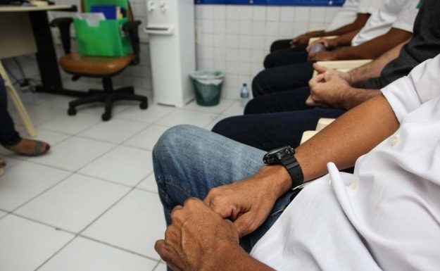 Homens autores de violência doméstica participam de Grupos Reflexivos em Caruaru