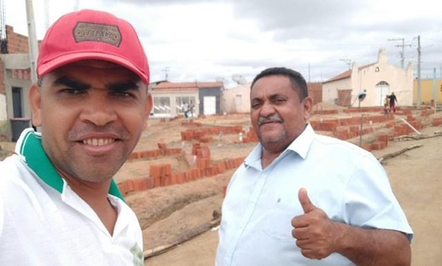 Abaré-BA: Prefeitura inicia construção de uma Praça no Povoado do Umbuzeiro