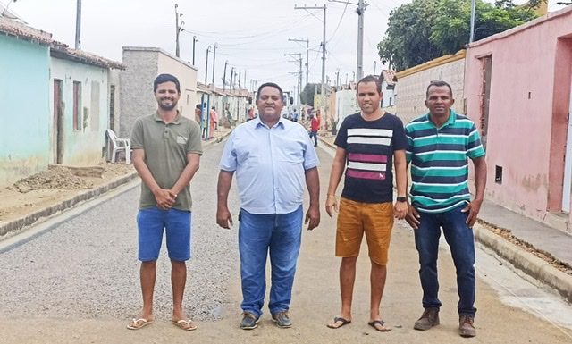 Abaré-BA: Prefeitura entrega na sede do município três ruas totalmente pavimentadas na Vila Formosa