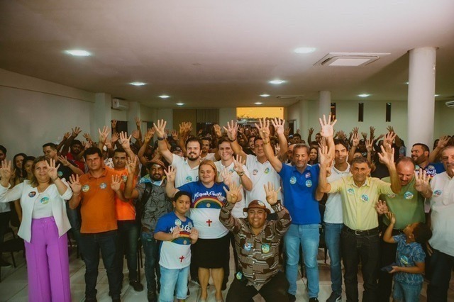 B21D3BDE-17CE-4F1E-89DE-EA33FE506B1B