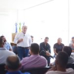 População e lideranças políticas prestigiam Augusto Coutinho no Sertão