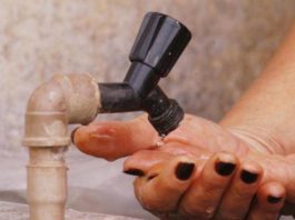 “Já são quinze dias sem água”, diz moradora do Distrito de Riacho Pequeno