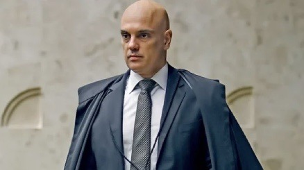 2DB9AA33-E9BD-416A-9D3B-F8A99D8B21DB