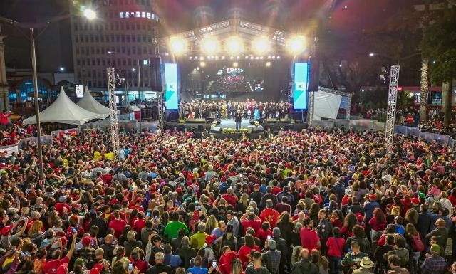 Lula em Porto Alegre: “Quem nasce pra luta não tem tempo de ficar em casa”