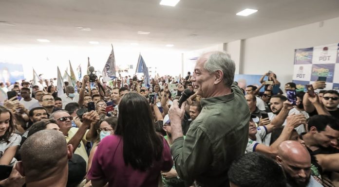 Ciro defende acabar com teto de gastos e taxar super-ricos