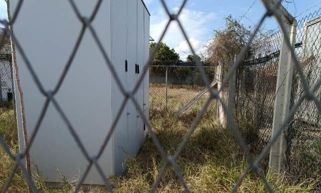 Alerta! Espaço físico onde funciona estrutura da Operadora VIVO em Cabrobó oferece risco iminente à população