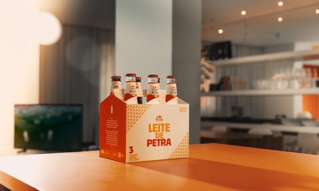 Petra lança leite de cevada para acompanhar jogos de futebol pela manhã