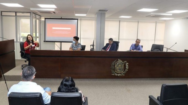 A6BC7DBC-C020-4062-BAAA-7554B85E8432