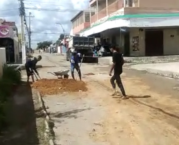 E1F2D9FE-CFA6-4533-8061-165C35155332