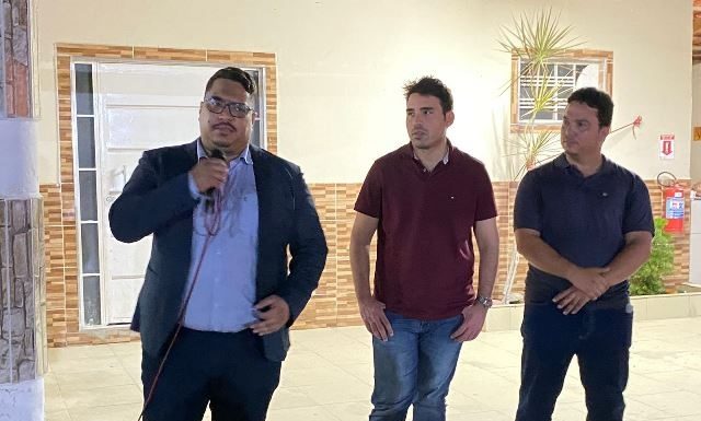 Secretaria de Infraestrutura Cabrobó realiza confraternização com momento de lazer e entrega de cestas aos servidores