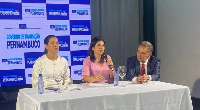 Raquel Lyra reúne prefeitos de Pernambuco; planejamento para 2023 foi o tema central do encontro
