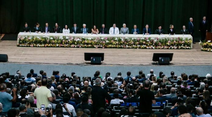 Deputados eleitos para a vigésima legislatura da Alepe são diplomados