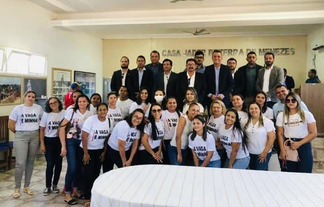 304E84E1-4C4C-4866-A8C6-818A5FF18903