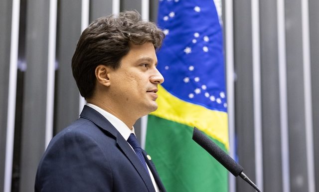 Um balde de água fria nas pretensões do deputado Lucas Ramos em Petrolina