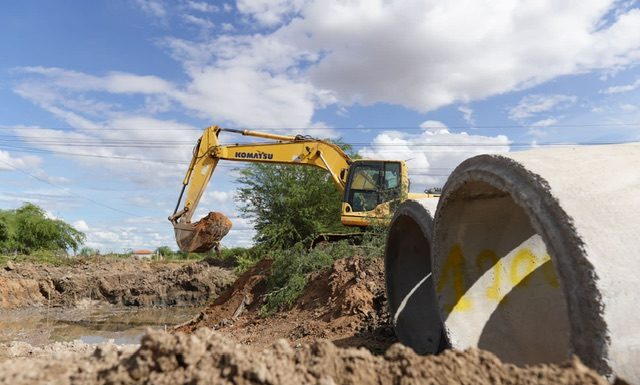 Prefeitura de Petrolina inicia construção da ponte no bairro Antônio Cassimiro