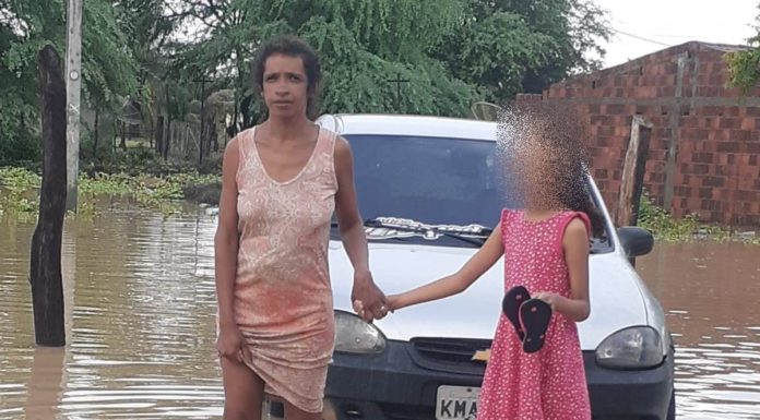 Chuva alaga Agrovila 10 do Projeto Zé Preá e deixa moradores em alerta