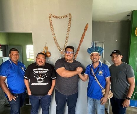 Prefeito de Cabrobó recebe mais apoio político na Ilha de Assunção; Cacique Bertinho Truká e seu grupo politico marcham com Galego de Nanai