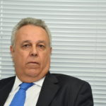 Carlos Porto confirma aposentadoria em sessão do Pleno do TCE-PE