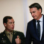 PF faz busca e apreensão em endereço de Bolsonaro e prende ex-ajudante de ordens Mauro Cid