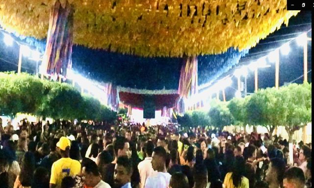 Abaré-BA: V Arraiá do Matuto Inteligente esquentou as noites na praça de eventos e bateu recorde em público