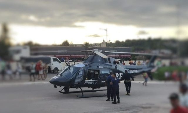Paciente com traumatismo craniano é removido de helicóptero de Paudalho para Recife