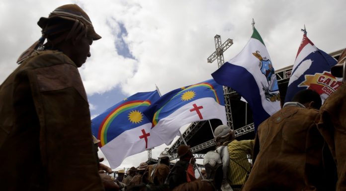 Missa do Vaqueiro vira megaevento com show de Gusttavo Lima e briga na Justiça